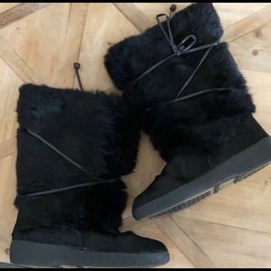 Cozy fashionable winter boot